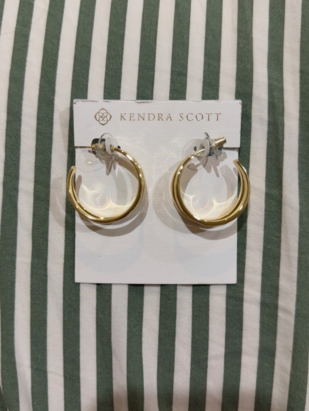 Kendra Scott Shiny Gold Double Hoop Earrings